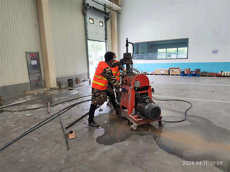 翼城厂房地面下沉塌陷注浆加固施工